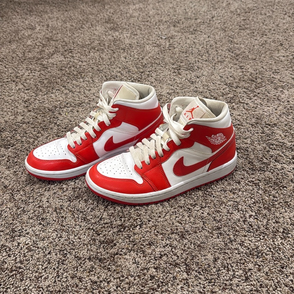 Red Nike Jordan high tops